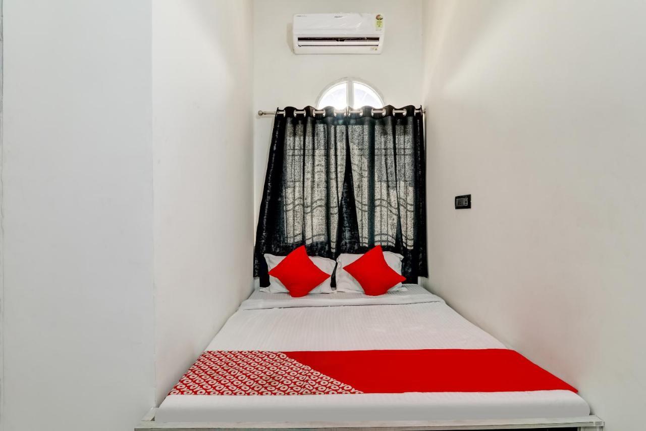 Flagship Rs Resort Dhanbād Buitenkant foto