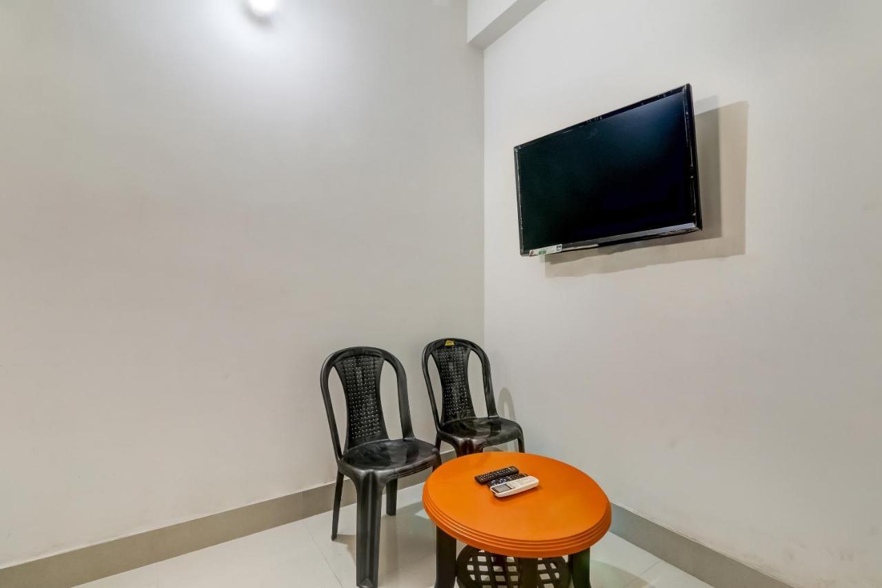 Flagship Rs Resort Dhanbād Buitenkant foto