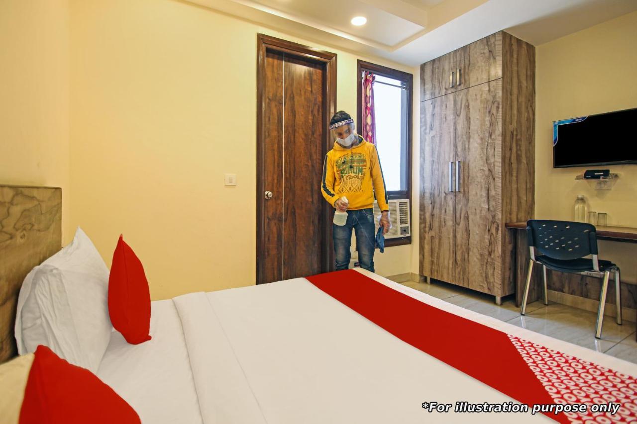 Flagship Rs Resort Dhanbād Buitenkant foto